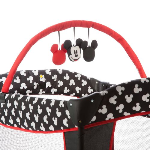 디즈니 Disney Baby Minnie Mouse Sweet Wonder Play Yard with Carry Bag (Garden Delight)