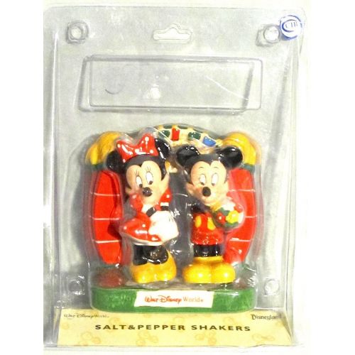 디즈니 Disney Parks Exclusive Mickey and Minnie At The Gate 3 Piece Ceramic Salt and Pepper Shakers Set