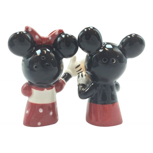 디즈니 Disney Parks Mickey Minnie Mouse Dumbo Flying Elephant Ride Figurine Salt Pepper Shakers