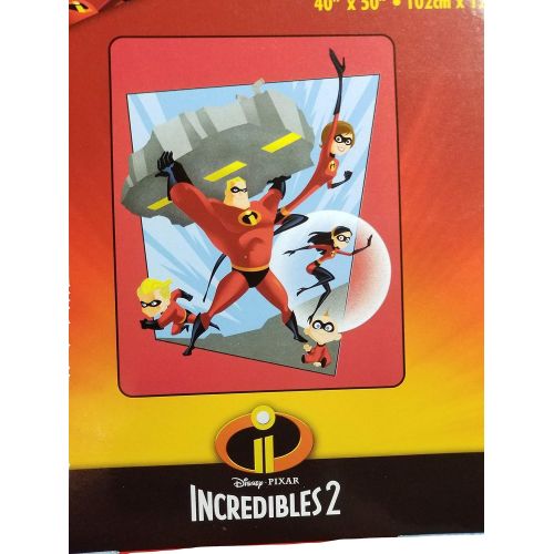 디즈니 Disney Pixar “Strength in The Family” Incredibles 2 Silky Soft Throw Blanket