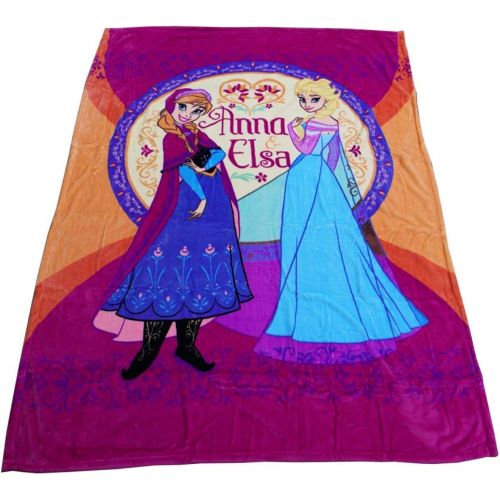 디즈니 Disney Frozen Celebrare Love Sheet Set - Twin, with Anna & Elsa Oversize Throw & Night Light