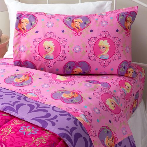 디즈니 Disney Frozen Twin Size Complete Bedding Set Wth Comforter and Sheets. The Perfect New Bedding for Your #1 Frozen Fan Is Here! Give Her the Bed of Her Dreams with This 4 Piece Twin