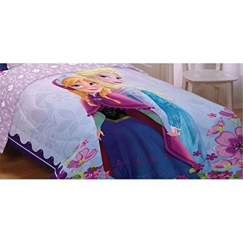 디즈니 Disney Frozen Celebrate Love 64 x 86 Comforter, Twin