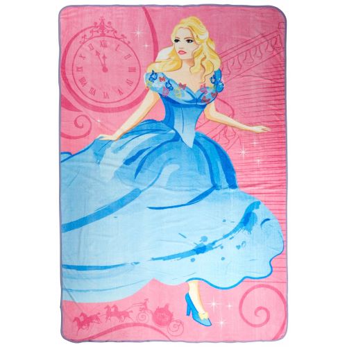 디즈니 Disney Newest Live Action Cinderella a Moment of Magic Blanket 62 by 90-Inch