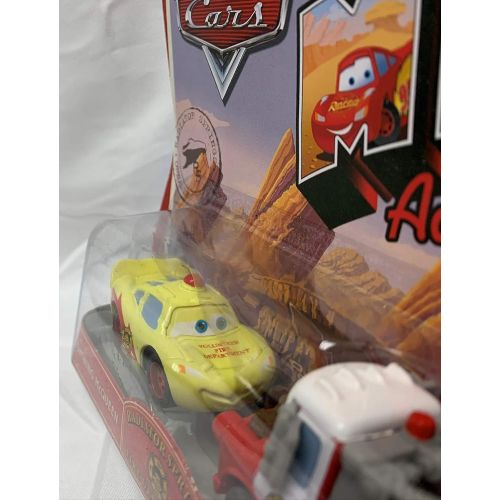 디즈니 [아마존베스트]Disney CARS Mini Adventures Radiator Springs Fire Dept. 2-Pack Lightning McQueen & Mater