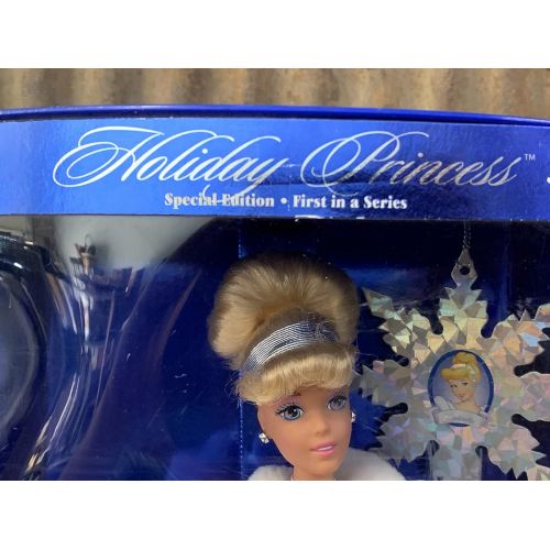 디즈니 Mattel 1996 Disney Holiday Princess Cinderella Barbie