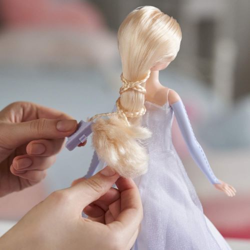 디즈니 Disney Frozen Disneys Frozen 2 Elsas Transformation Fashion Doll with 2 Outfits and 2 Hair Styles, Toy Inspired by Disneys Frozen 2