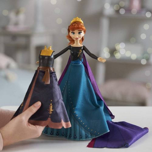 디즈니 Disney Frozen Disneys Frozen 2 Annas Queen Transformation Fashion Doll with 2 Outfits and 2 Hair Styles, Toy Inspired by Disneys Frozen 2