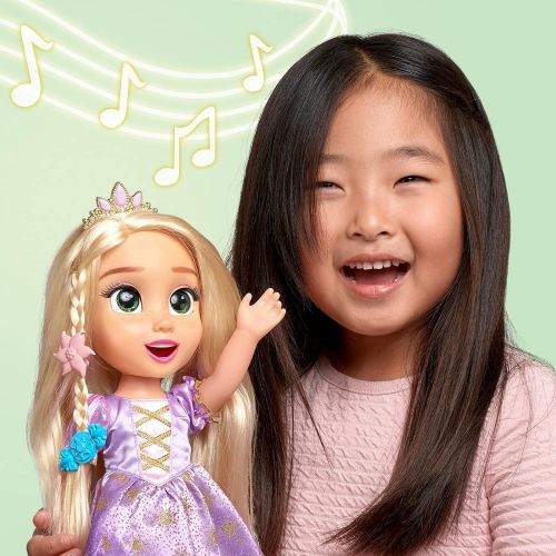 디즈니 Disney Princess Rapunzel Singing Doll with Glowing Hair & Music! Her Lips Move as She Sings and Talks Over 15 Phrases!