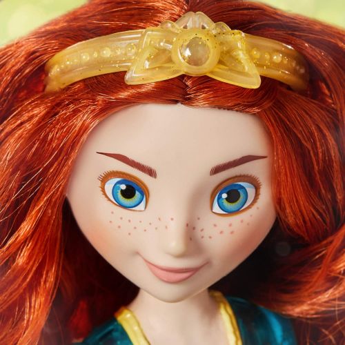 디즈니 Disney Princess Royal Shimmer Merida Doll, Fashion Doll with Skirt and Accessories, Toy for Kids Ages 3 and Up