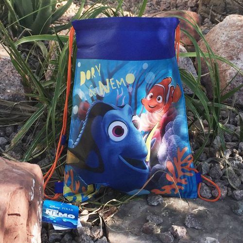 디즈니 Disney Pixar Finding Nemo-Dory Ultimate Beach Gift Bundle -Beach Pail, Goggles, Beach Ball, Arm Floaties, Sling Carry Bag