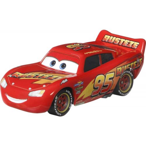  Disney Cars Toys Rust eze Lightning McQueen, Miniature, Collectible Racecar Automobile Toys Based on Cars Movies, for Kids Age 3 and Older, Multicolor