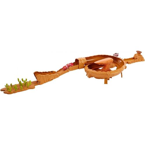  Disney Cars Toys Disney Pixar Cars 3 Willys Butte Transforming Track Set