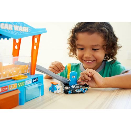  Disney Cars Toys Disney Pixar Cars Color Change Dinoco Car Wash Playset with Pitty and Exclusive Lightning McQueen Vehicle, Interactive Water Play Toy for Kids Age 4 Years and Older