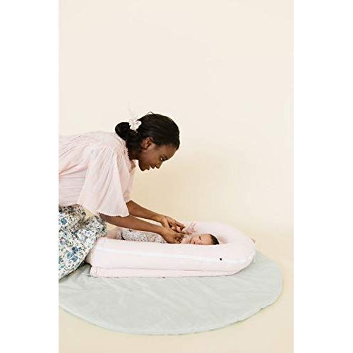  DockATot Deluxe+ Dock (Pristine White) - The All in One Baby Lounger - Perfect for Co Sleeping - Suitable from 0-8 Months (Pristine White)