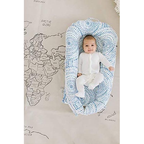  DockATot Deluxe+ Dock (Pristine White) - The All in One Baby Lounger - Perfect for Co Sleeping - Suitable from 0-8 Months (Pristine White)