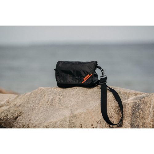  Domke 700-52RBS Tear Resistant, Lightweight Limited Edition F5XB Rip Stop Nylon Camera Case, Black