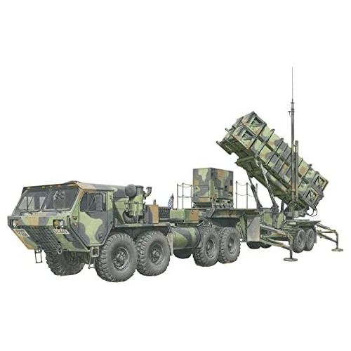  Dragon Models USA Dragon Models MIM-104B Patriot Surface-To-Air Missile (SAM) System (PAC-1) with M983 HEMTT (135 Scale)