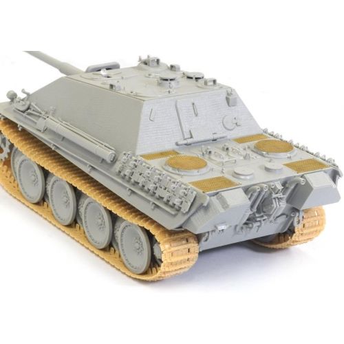  Dragon Models USA Dragon Models 135 Jagdpanther Ausf.G1 Early Production with Zimmerit