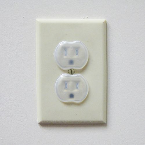  [아마존베스트]Dreambaby Outlet Plugs, 12 Count