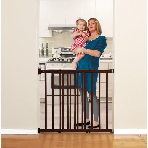  Dreambaby Nelson Expandable Wooden Walk Through GRO-Gate - Perfect for Large Openings and Top of Stairs (Natural)