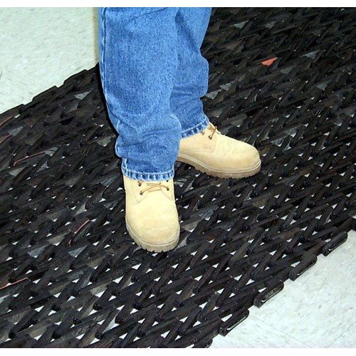  Durable Corporation Durable Durite Recycled Tire-Link Outdoor Entrance Mat, Herringbone Weave, 36 x 72, Black