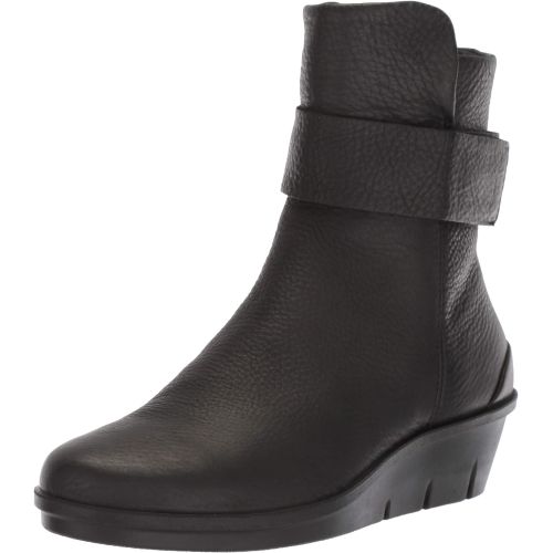  ECCO Womens Skyler Hydromax Ankle Boot