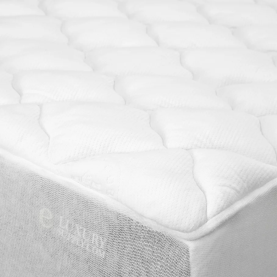 ELuxurySupply eLuxury Rayon from Bamboo blend Mattress Pad in White