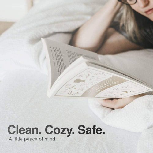  [아마존핫딜][아마존 핫딜] ELuxurySupply eLuxurySupply Hypoallergenic Waterproof Mattress Protector - Breathable Terry Cotton Fitted Cover - Protect Your Bed with Easy Cleanup - 10 Year Warranty, Full