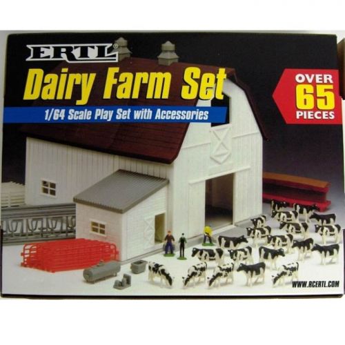  Ertl Dairy Farm Set