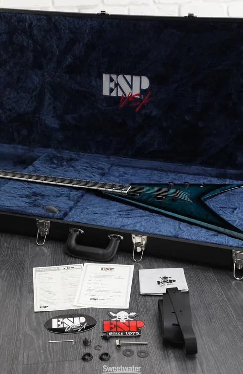  ESP USA V-II Quilted Maple Limited Edition - Black Aqua Sunburst