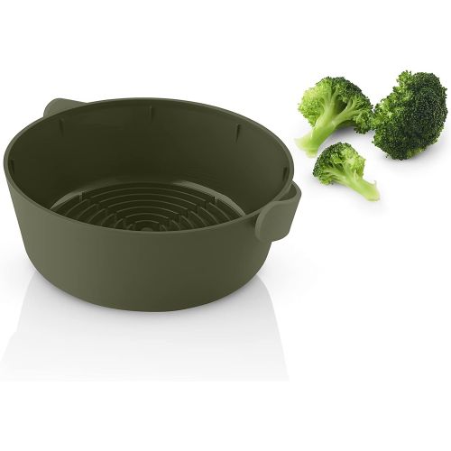  EVA SOLO Microwave steamer, green tool, after just a few minutes in the Microwave at 900 watts, the vegetables are cooked