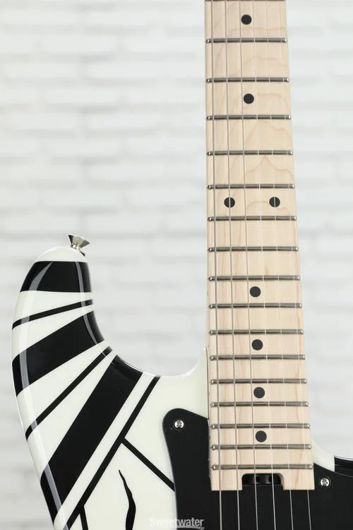  EVH Striped Series - White w/ Black Stripes