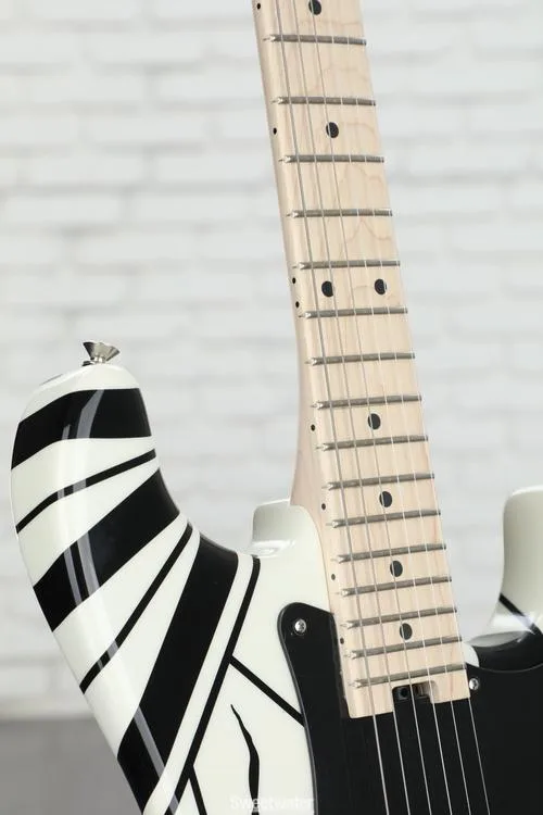  EVH Striped Series - White w/ Black Stripes