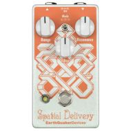 Earthquaker Devices EarthQuaker Devices Spatial Delivery V2 Envelope Filter Guitar Effects Pedal with Sample & Hold