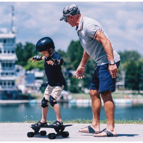  EasyGoProducts Fish Adults and Kids Skateboard ? Mini Longboard Cruiser ? Light Weight and Portable ? Beginners to Experts