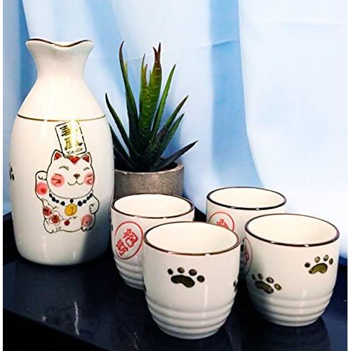  [아마존베스트]Ebros Gift Japanese Maneki Neko Lucky Charm Cat Glazed Ceramic White Sake Set Flask With Four Cups Great Asian Living Home Decor and Gift For Housewarming Special Friendship Eastern Decorativ