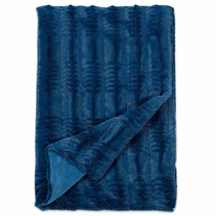  Embossed Faux Mink Fur Throw Blanket