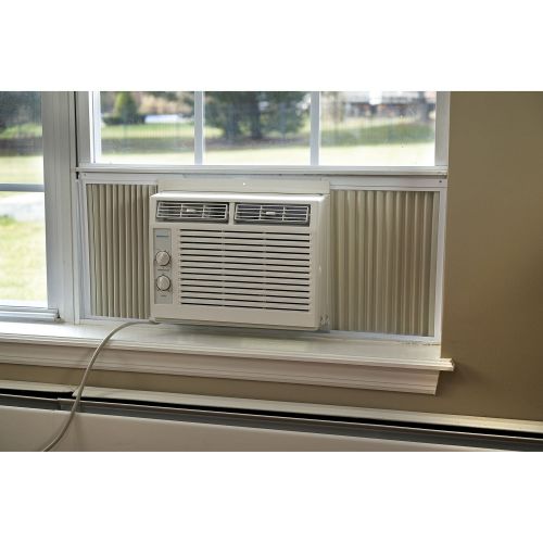  Emerson Quiet Kool EARC5MD1 5,000 BTU 115V Window Air Conditioner, White