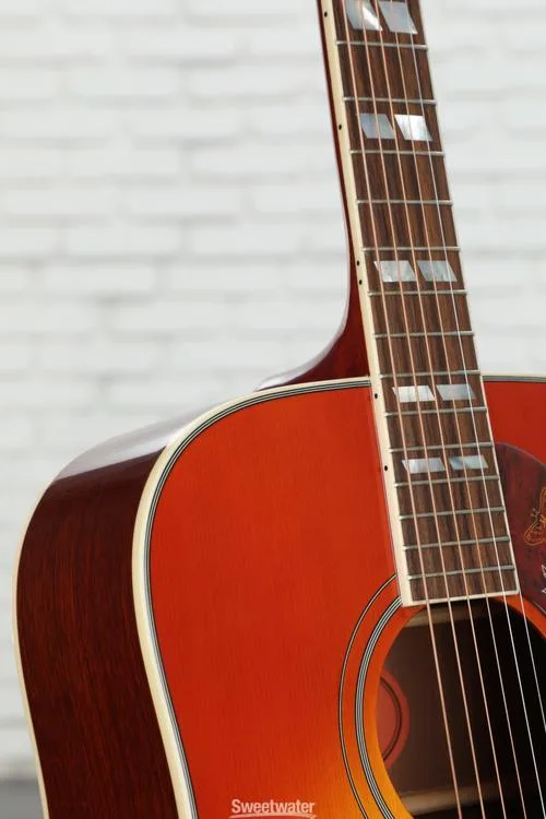  Epiphone Hummingbird Acoustic Guitar - Aged Cherry Sunburst Gloss Demo