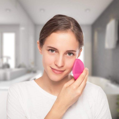  FOREO LUNA mini 2 Facial Cleansing Brush, Gentle Exfoliation and Sonic Cleansing for All Skin Types