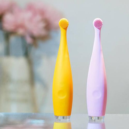  FOREO ISSA mikro Rechargeable Baby Electric Toothbrush with Soft Silicone Bristles, Sunflower Yellow