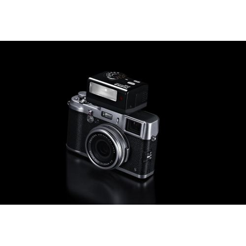 후지필름 Fujifilm X100S 16 MP Digital Camera with 2.8-Inch LCD (Silver) (OLD MODEL)