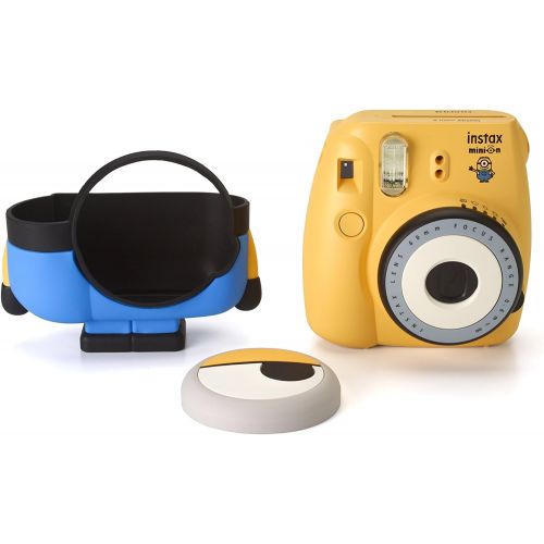 후지필름 Fujifilm Instax Mini 8 Minion Instant Photos Film Camera (Japan Import)