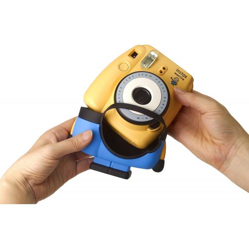 후지필름 Fujifilm Instax Mini 8 Minion Instant Photos Film Camera (Japan Import)