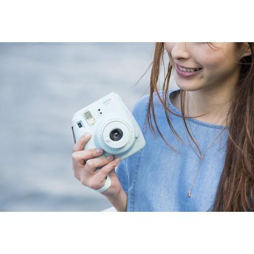 후지필름 Fujifilm Instax Mini 9 Instant Camera - Ice Blue, 2.7x4.7x4.6 (Instax Mini 9 - Ice Blue)