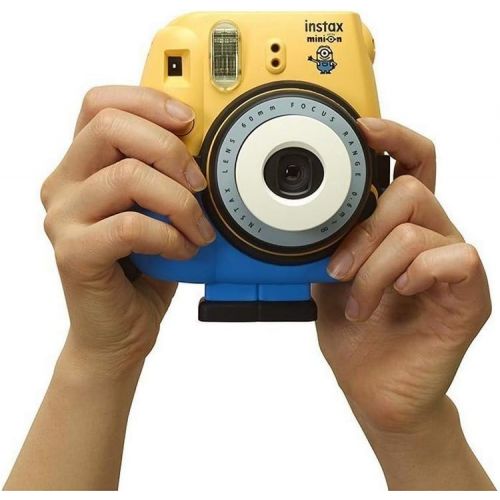 후지필름 Fujifilm Instax Mini 8 Minion Instant Photos Film Camera (Japan Import)