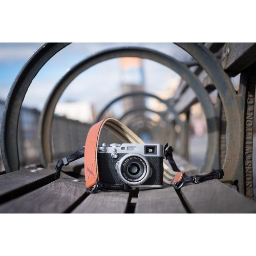 후지필름 Visit the Fujifilm Store Fujifilm Premium Leather Camera Strap - Brown