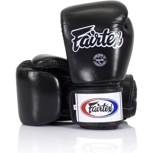  Fairtex Muay Thai-Style Sparring Glove