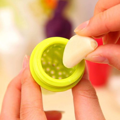  Fangfeen Catch Fairies Resin Garlic Crusher Manual Kitchen Tool Device Multifunctional Ginger Presser (Colour Random)